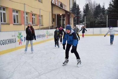 zdjęcie wprowadzające do artykułu: LODOWISKO SZKOLNE