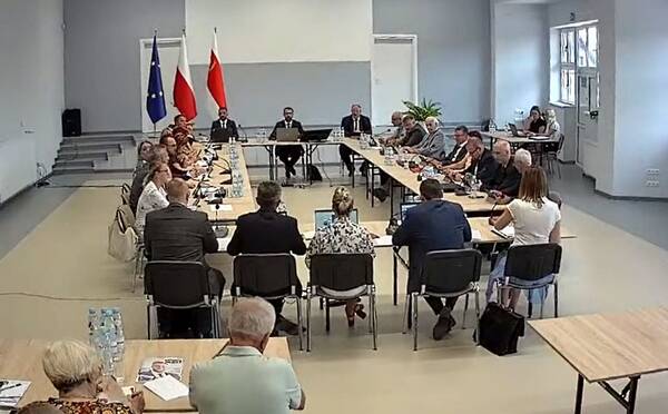 zdjęcie do
													 artykułu LVII sesja Rady Miejskiej w Boguchwale